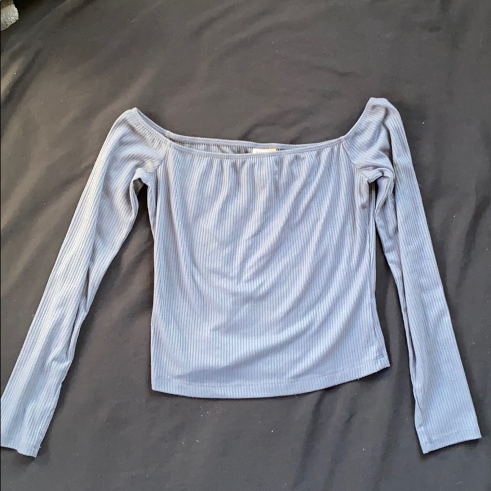 Blue long sleeve mossimo top